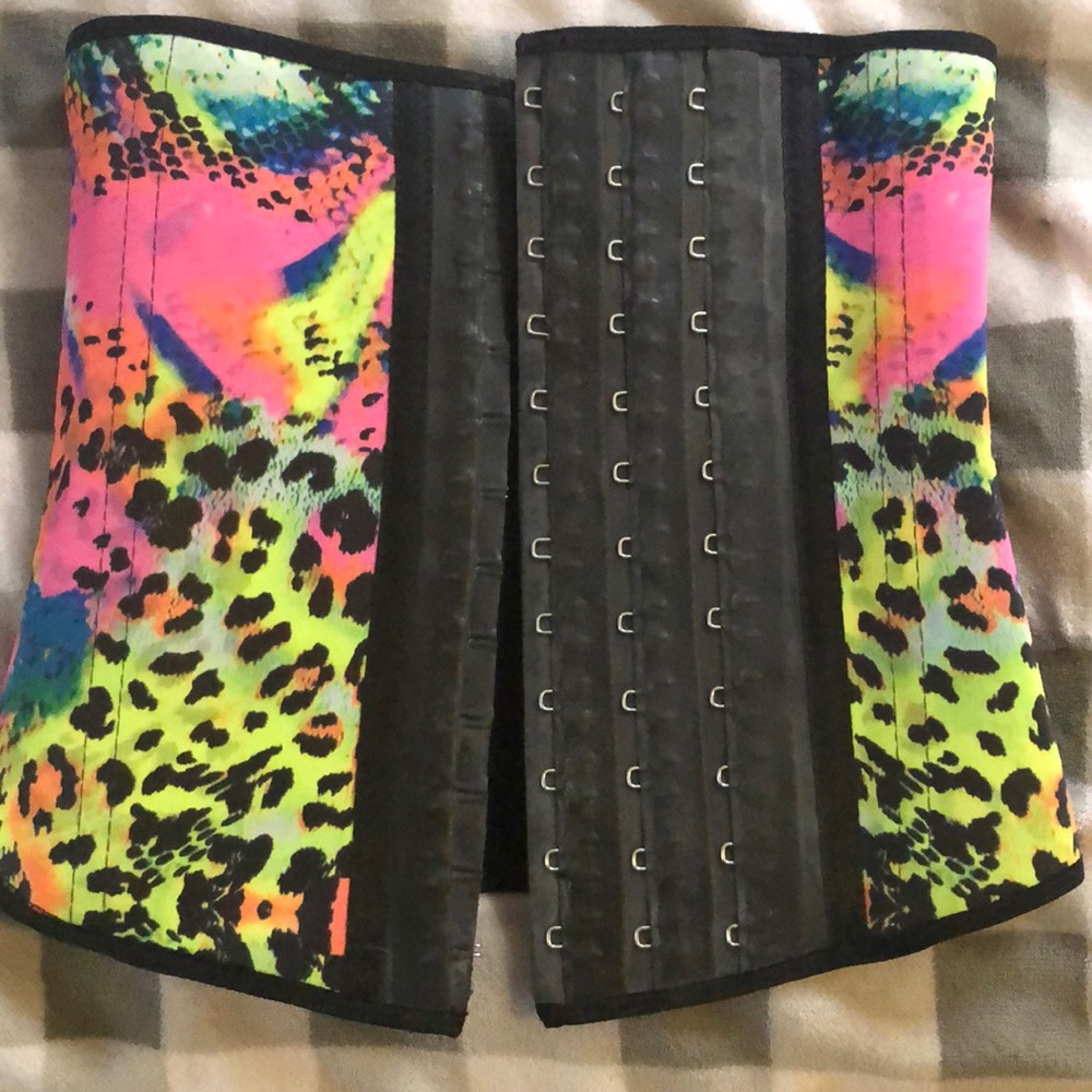Ann Mitchell waist slimmer